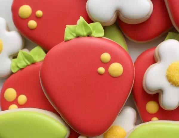 做出|一双巧手,做出童话般的翻糖饼干,看完你会舍不得吃网友称太美