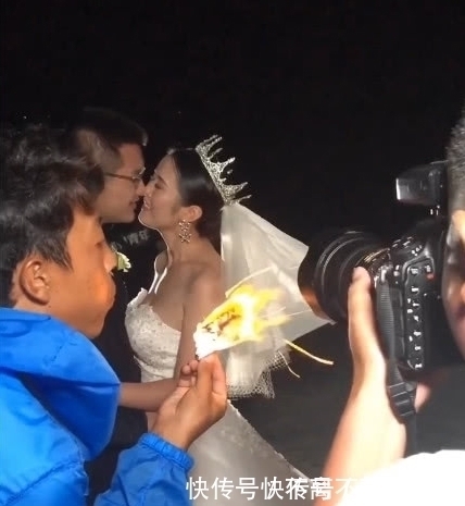 新人夜晚拍摄婚纱照，大哥点了一把火但特效，成片简直辣眼