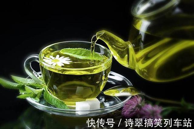 紫菜|血糖高不高,看双手就懂?若有这4种症状,或在暗示血糖偏高了