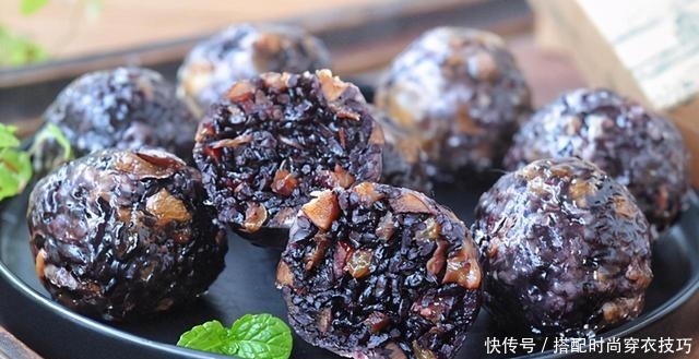  早餐|女人，别只会吃红枣啦！天冷多吃它，入锅一蒸，晶莹剔透香喷喷！