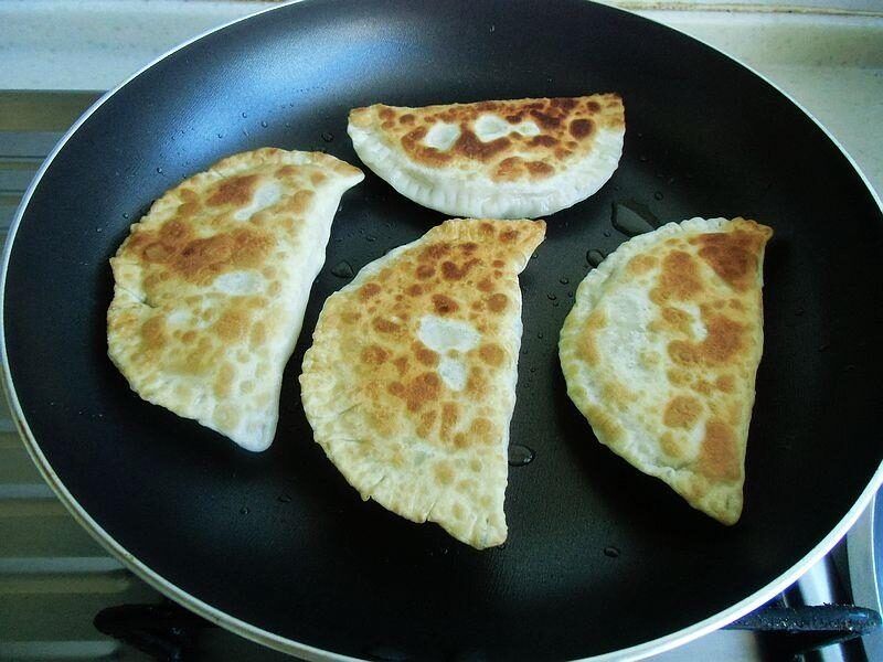 剩米饭和剩饺子馅不要发愁了,教你一招,美味早餐就有了