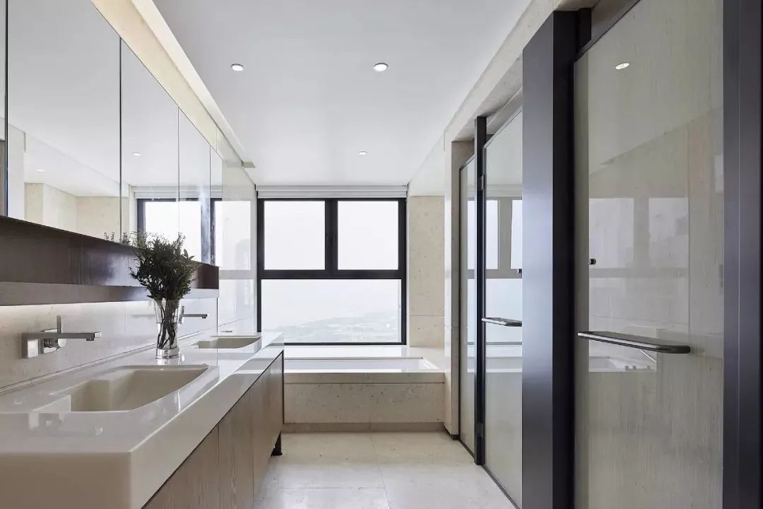 书桌|380㎡现代，返璞归真、朴素从容，这样的设计令人很轻松