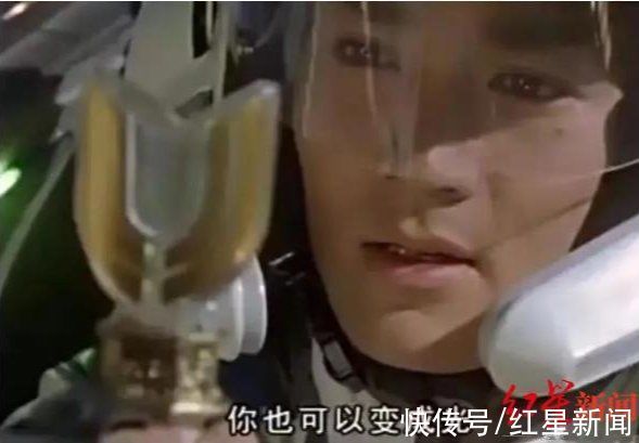 迪迦奥特曼|红星调查|一年仅卡片卖出4000万!奥特曼在中国赚了多少钱?