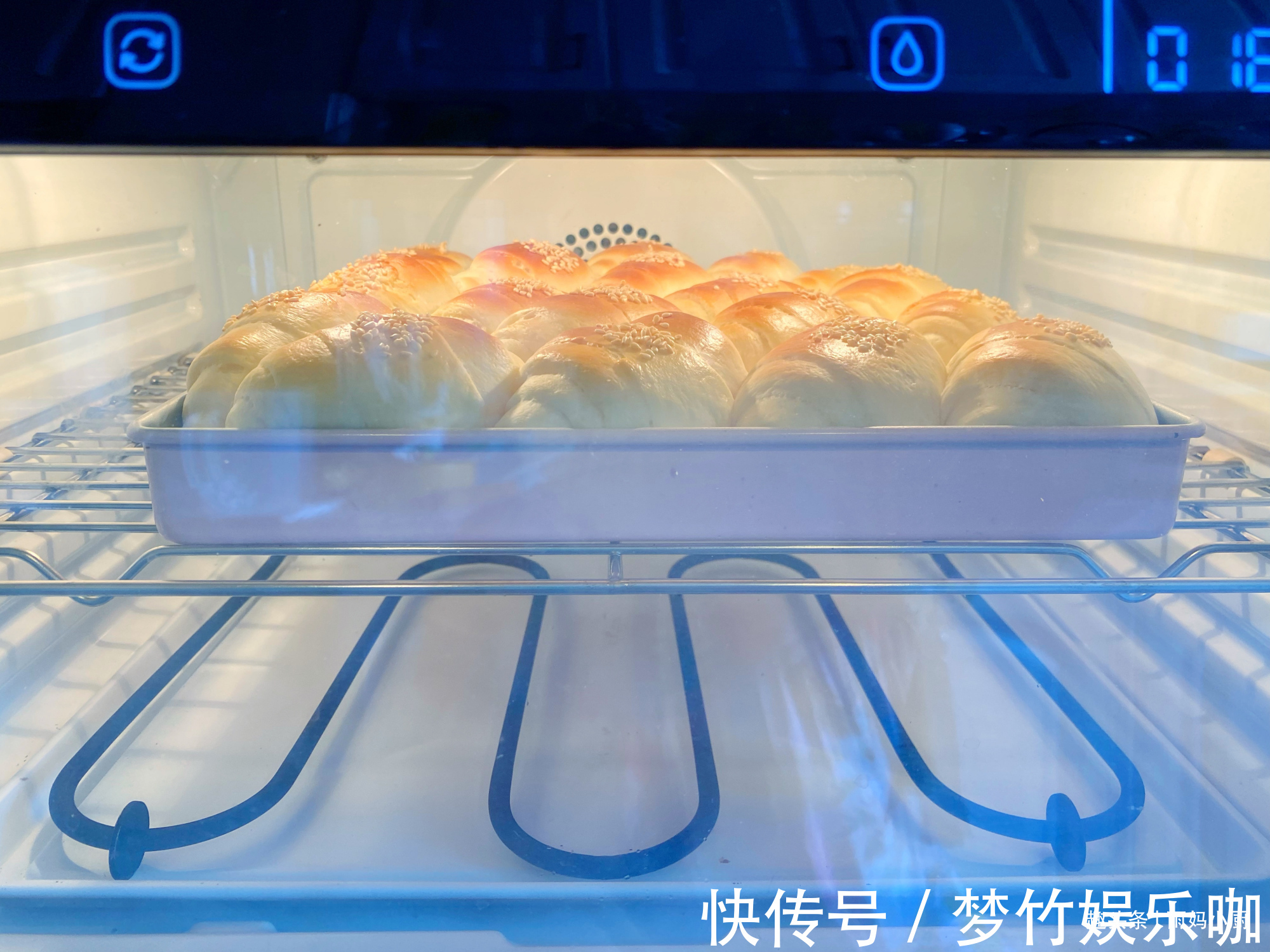 黄油|用了九年的面包配方，奶香浓郁又拉丝，做法简单，比买的好吃