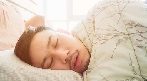 胰岛素|糖尿病的“帮凶”已找到,甜食不背“黑锅”,这三类食物要少碰