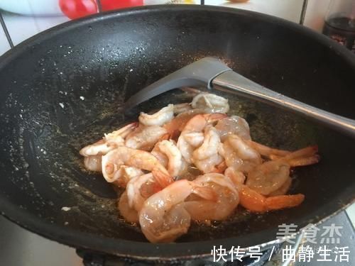 碱性食物|老中医不会告诉你,女人要常吃这碱性食物,皮肤白嫩,头发也乌黑