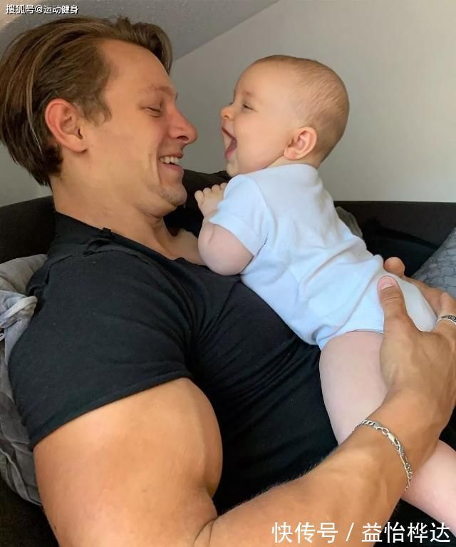 ins|臂围45cm,二头肌似小山包的猛汉奶爸,还自带肌肉抽筋绝活