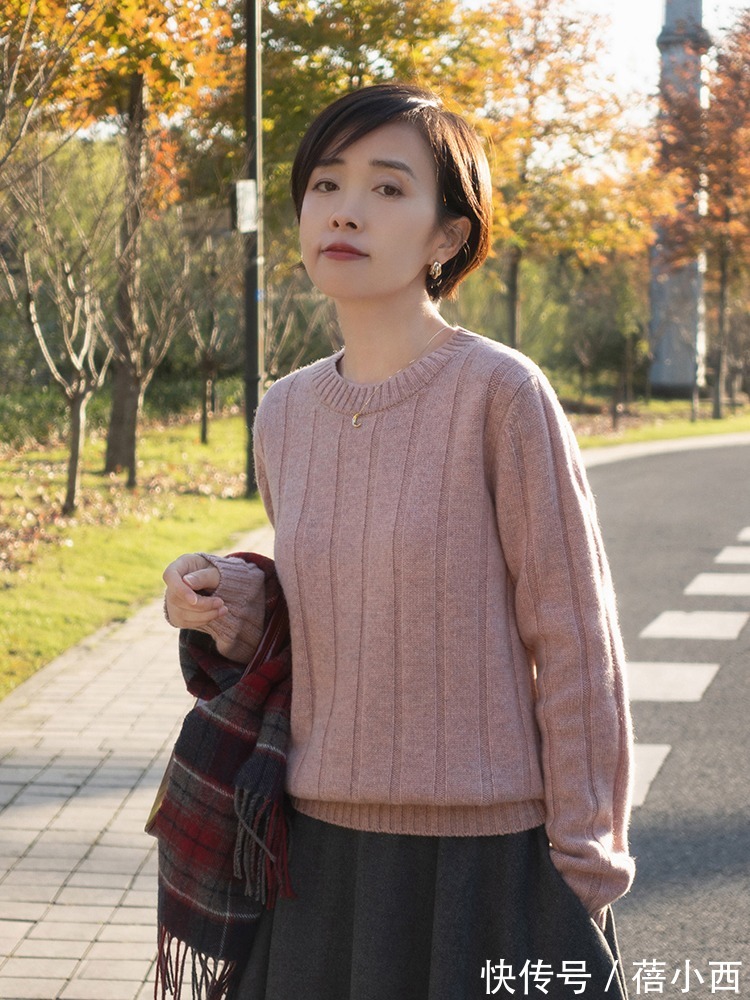 高领衫 春季最火搭法还是“针织衫+半身裙”,不挑人又chic,穿出好气质