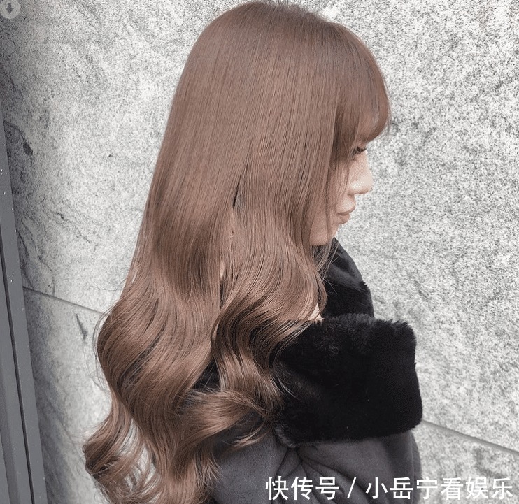新年想换发型快记笔记!皮肤黑也适合的8个发色推荐!新年新气象