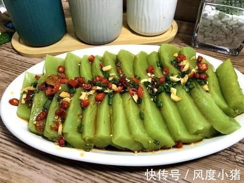 做法|黄瓜的新做法，只需要用筷子搅一搅，拌一拌，比凉皮还好吃