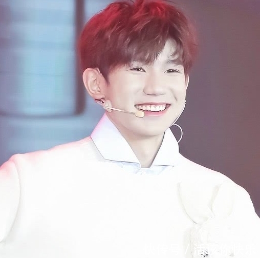 粉丝|王源冬至包汤圆,还专门在上面写字,看哭粉丝:不要吃我们呀