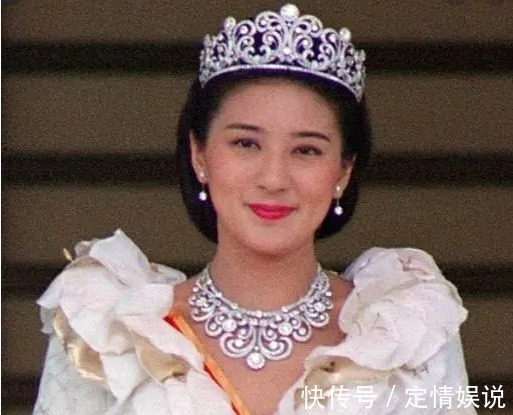 复制黏贴 日本皇室,皇冠不超过200万,款式还都是复制黏贴式