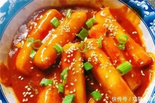 年糕|此人气小吃,软软糯糯,甜辣可口,一次得做两盆,家人抢着吃!