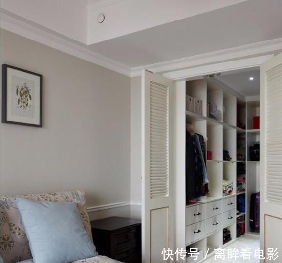 玄关|越来越多人卧室不留卫生间,学她家这样装比多间屋还实用