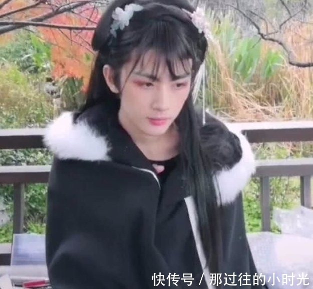 大妈|奇闻:汉服女装大佬遭大妈指责,为和气隐忍不发,网友看后怒了