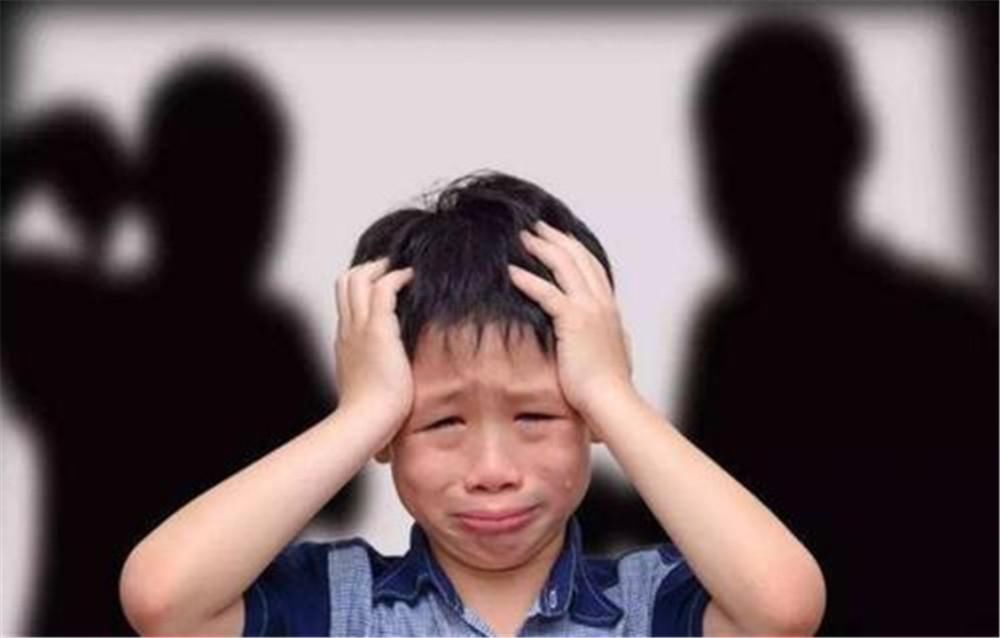 性格|“妈, 我钱丢了” ,两位妈妈不同的回应,20年后孩子性格差别很大