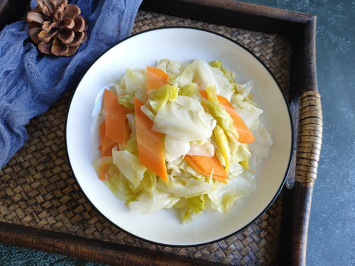  包菜|酒店一般不外传的开胃泡菜，酸甜嘎嘣脆，下酒下饭都合适，收藏了