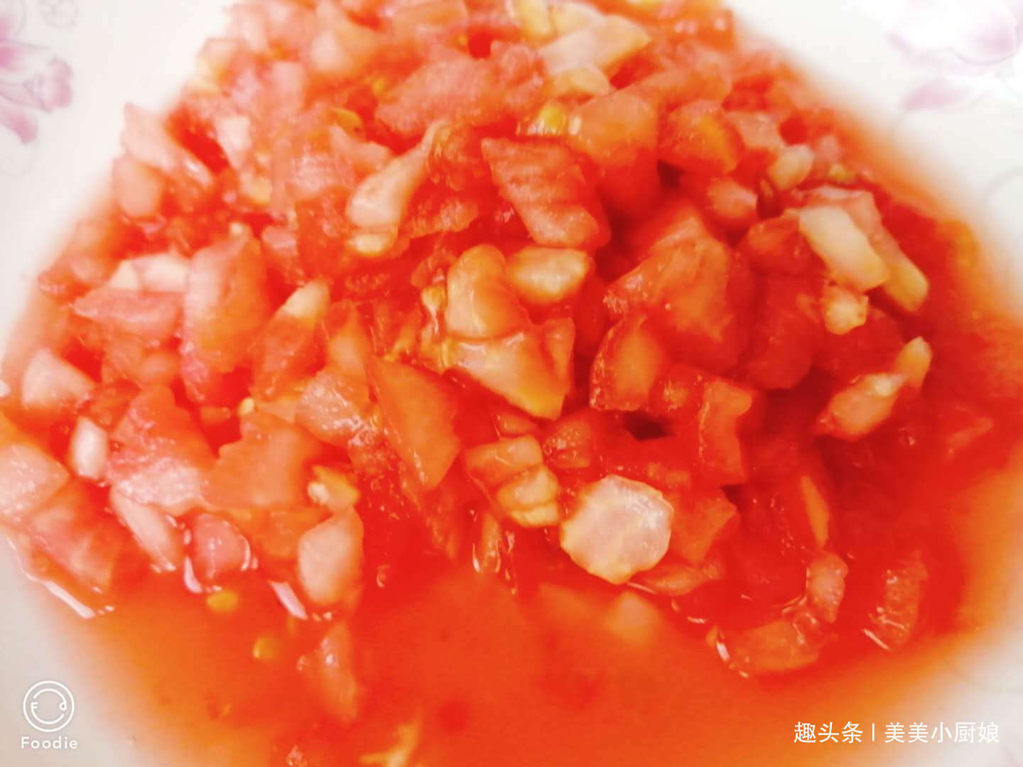 鸡蛋|西红柿和鸡蛋混合在一起,味道好极了,简单易做,小朋友都爱吃