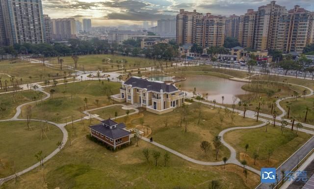 惊艳|新年好去处！南城市民花园、百花林公园（宪法广场）开园揭牌