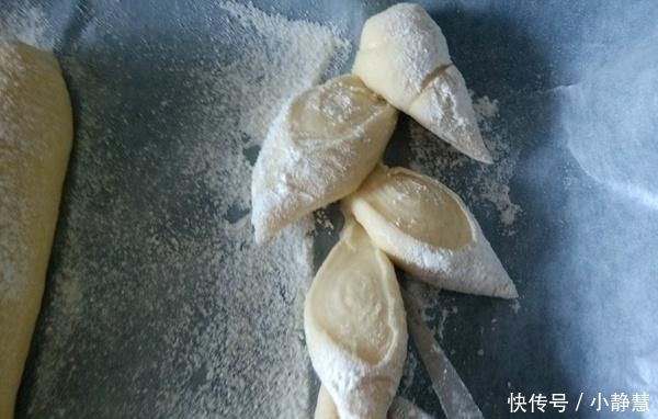 剪刀一剪,就是完美“麦穗儿”!一个暑假做了几十次的面包!