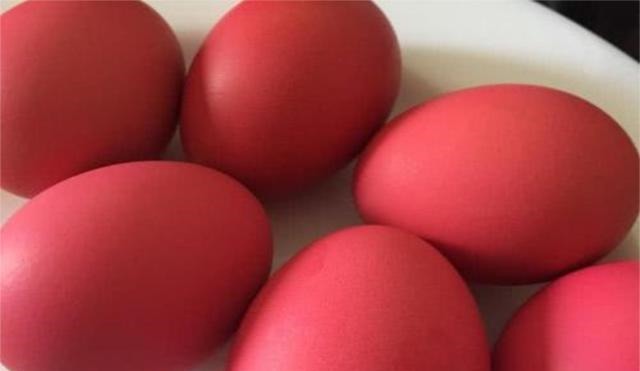 腌鸡蛋时,只会加盐就错了,多加这3步,个个流油又起沙