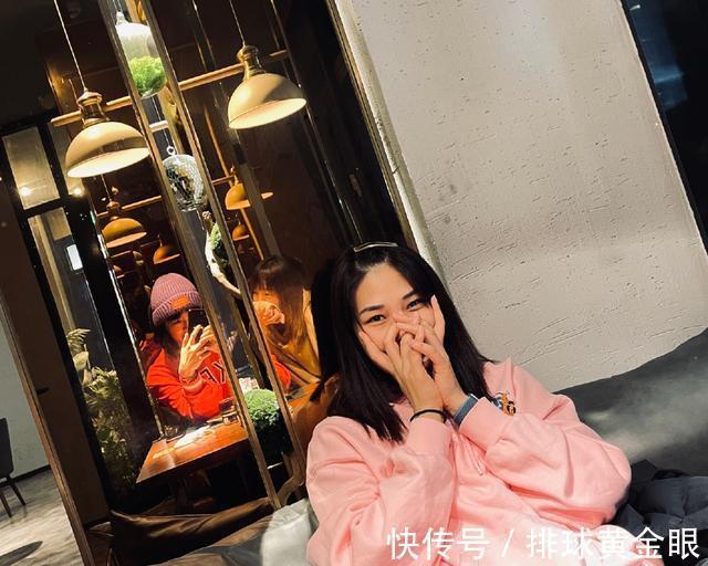宋立琪|24岁女排重炮晒日常!安家杰上任或将其弃用,好姐妹有望重回首发