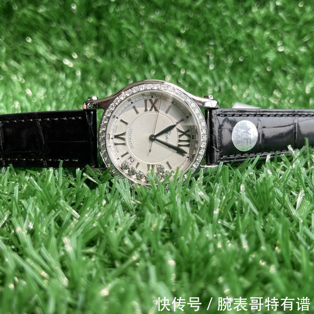 YF萧邦快乐钻七钻经典机械女表,既是腕表也是珠宝!