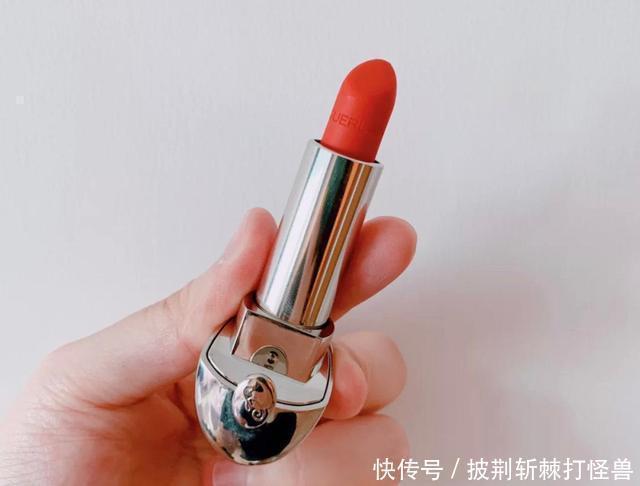 娇兰最值得囤的几支口红，一不小心就成为绝版，那就赚大了！