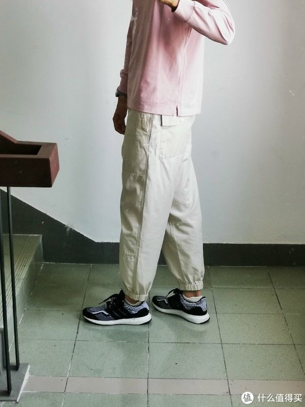 z暑期特惠买什么？ 篇一：U系列宽松束脚休闲裤