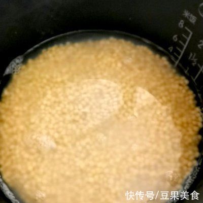 做法|这么好吃的绿豆饼做法，现在知道还不晚