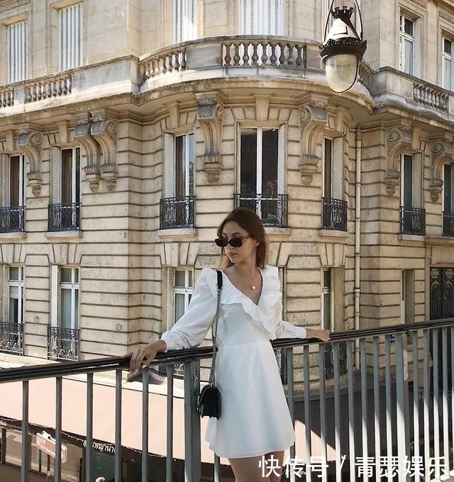 只要拥有这3类配件,踏入春夏季延续时尚层次感!