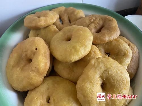  听说我在福州“就地过年”，爸妈寄来了……