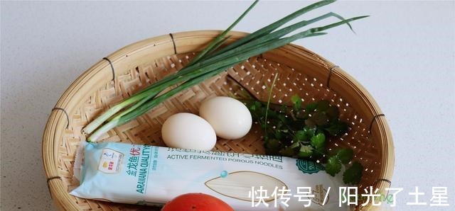 懒人早餐的做法，8分钟就出锅，鲜香美味，连挑食的孩子都抢着吃！