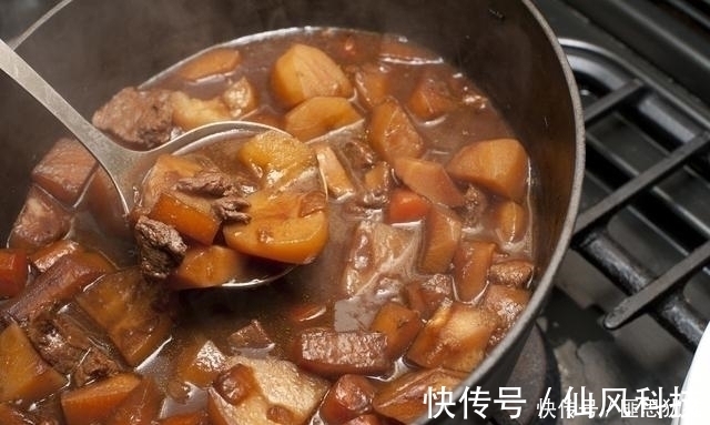 血沫|无论炖什么肉,万万不能直接焯水少了这一步,难怪又老又腥