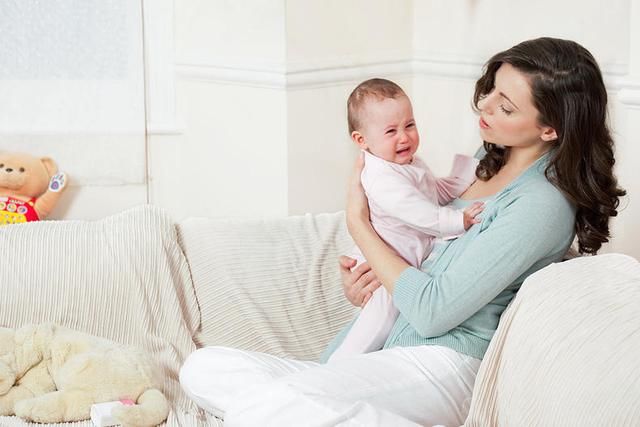 妈咪|家里的萌宝总是爱哭闹 宝妈们要找对原因才好应对