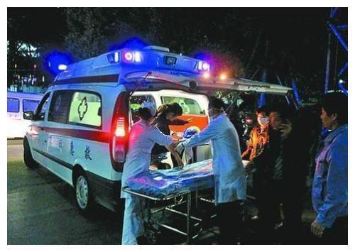 中老年人|过了50岁,不想脑梗猝死,医生这4类食物少吃,越吃血脂越高