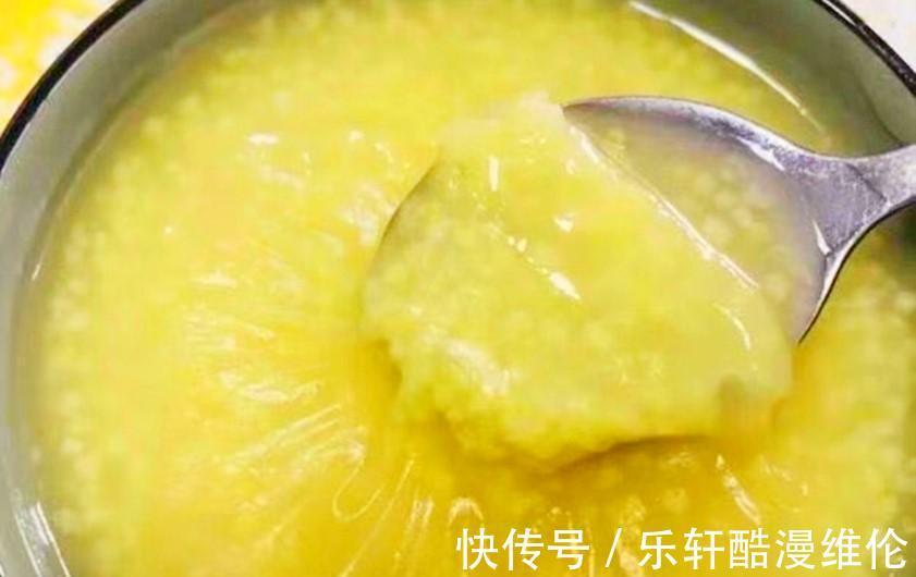熬小米粥时,不要直接下锅煮,多加1步,米油浓厚又好喝,太香了