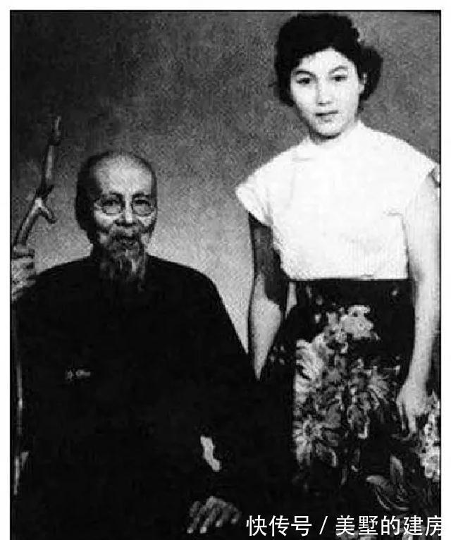 新凤霞!齐白石因美貌初识新凤霞,结下''父女缘分'',2人存在真友谊吗?
