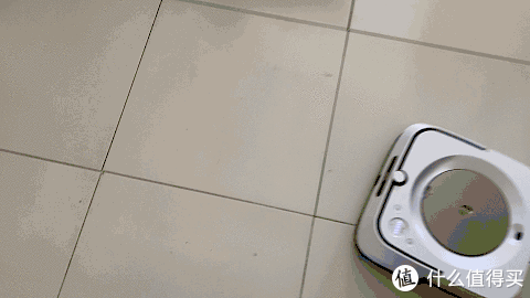 轻松家居清洁 篇四：究竟谁擦地擦的更干净？iRobot擦地机器人m6体验惊魂记