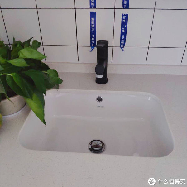 兔蜀黍|兔蜀黍的家装日记 篇十八:厨卫石英石台面安装工程,以及不容忽视的细节整改!