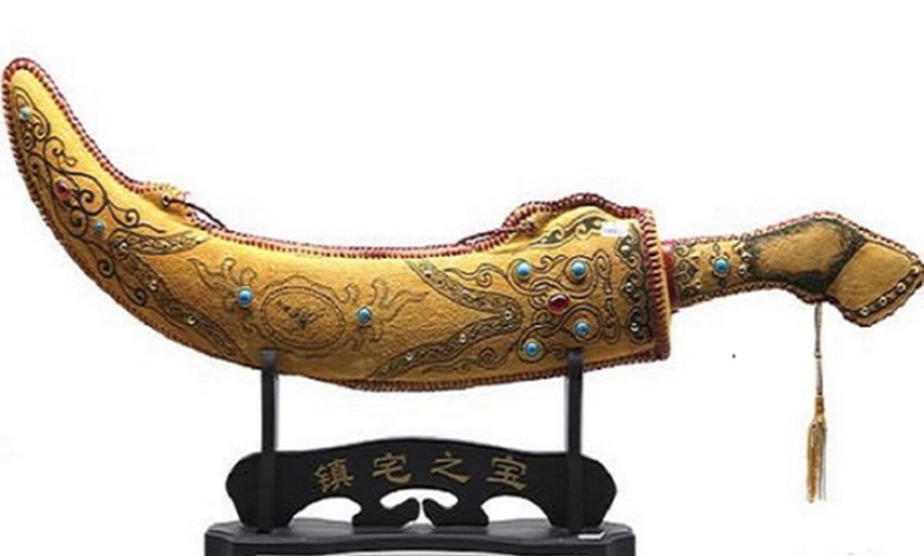 喜欢|古代战场上为何西北少数民族喜欢弯刀,而中原喜用直刀?