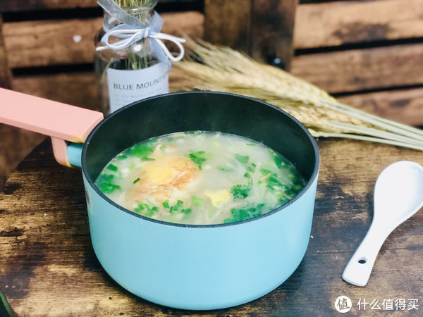 虾皮|入冬以后,补冬多吃“根”,新鲜萝卜做汤是一绝,汤鲜味美特好喝