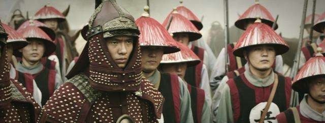 副将|曾国藩组建湘军,为何要征调一个满人来当副将?曾国藩:一石二鸟