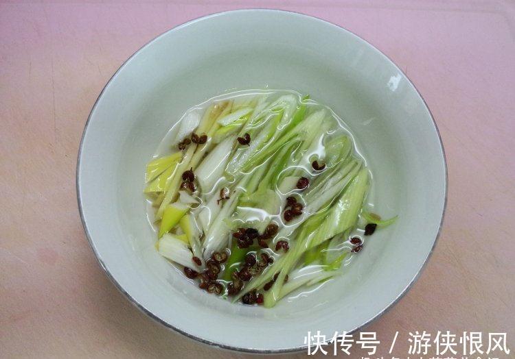 终于懂了,给猪肉去腥,焯水和腌制用法差别大,难怪猪肉又老又柴