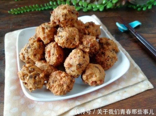 不管炸什么丸子,调馅时多加一勺它,保证膨松酥脆,好吃不油腻