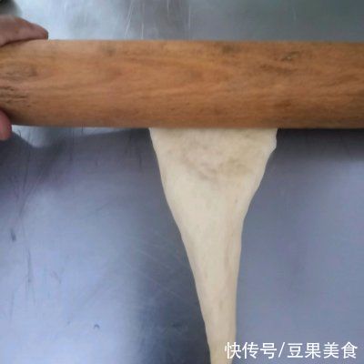成品|10分钟快手菜一份面团几款面包，做饭不发愁
