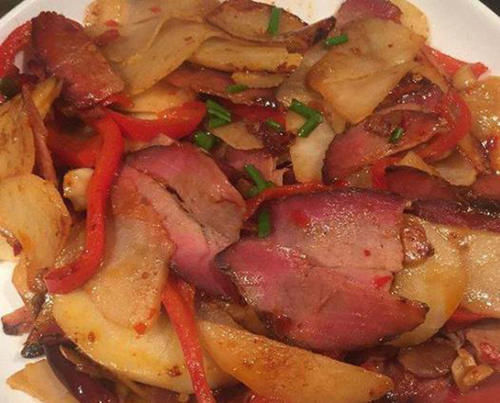  黄瓜|美食优选：腊肉土豆片，清蒸黄瓜麻辣香肠，腊肉土豆片，新疆小炒