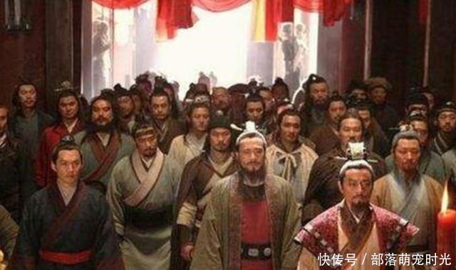 水浒传|水浒传里,覆灭梁山好汉的人并不是宋江,而是这位道貌岸然的军师