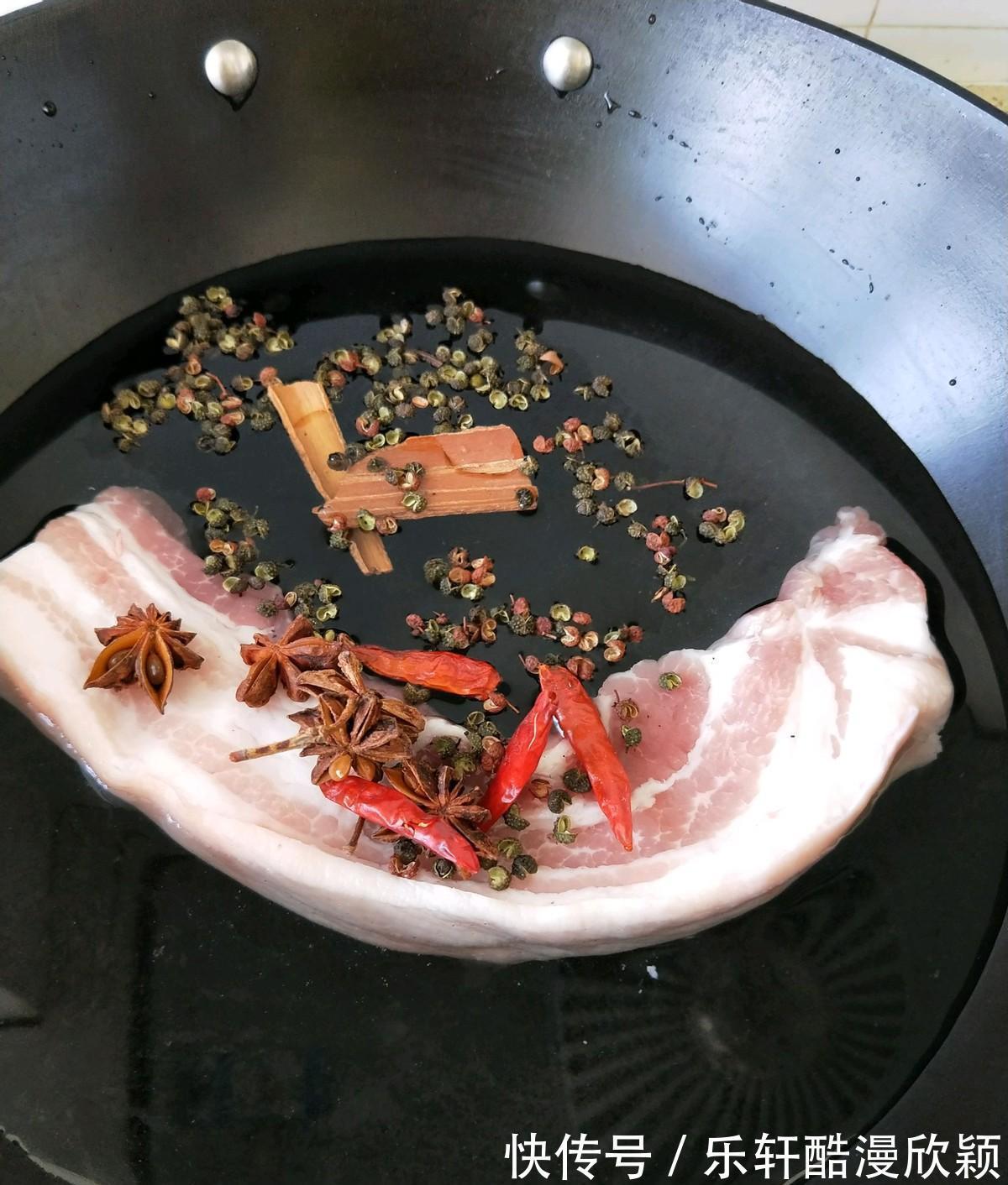 东北菜|东北特色下饭菜,好吃爽口的蒜泥白肉,美味又健康