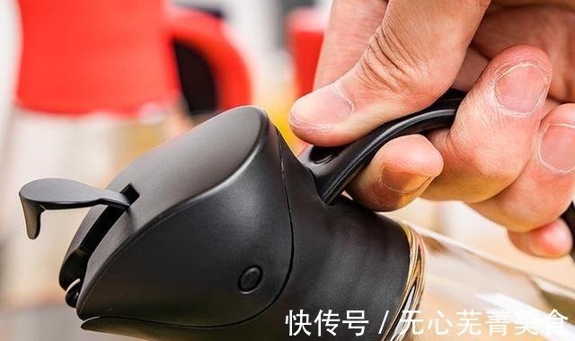 调料架|建议大家再节俭也要添置这些“高级货”,便宜又好用!